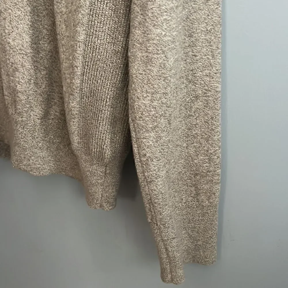 Banana Republic Men’s v neck cashmere blend tan sweater